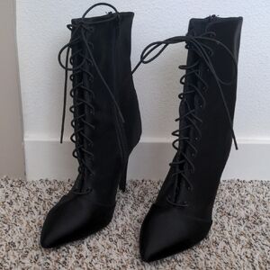 Elegant Black Lace-Up Women's Boots
